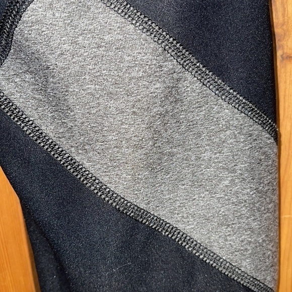 APANA Black & Pink & Grey Detail Design Leggings Sz. MD - Picture 11 of 16